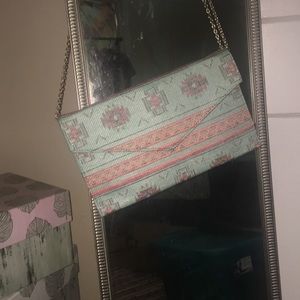 Purse/clutch